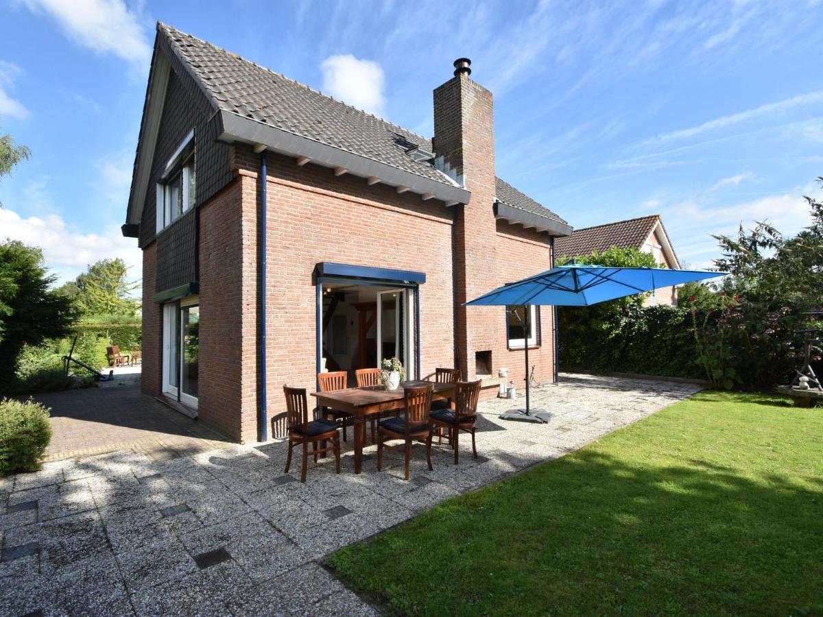 Holiday Home In Zeeland With Wide Views ブライニッセ エクステリア 写真