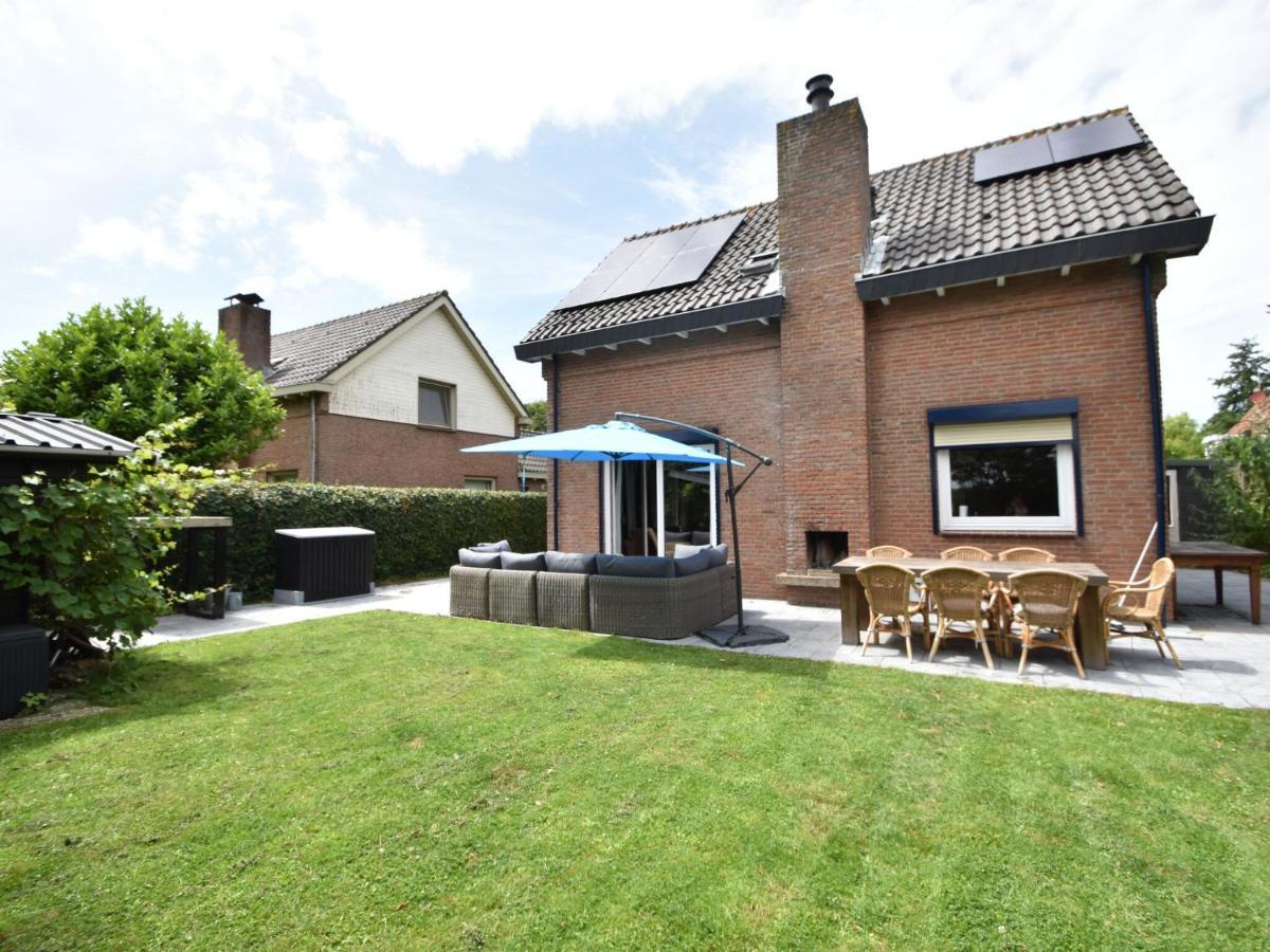 Holiday Home In Zeeland With Wide Views ブライニッセ エクステリア 写真
