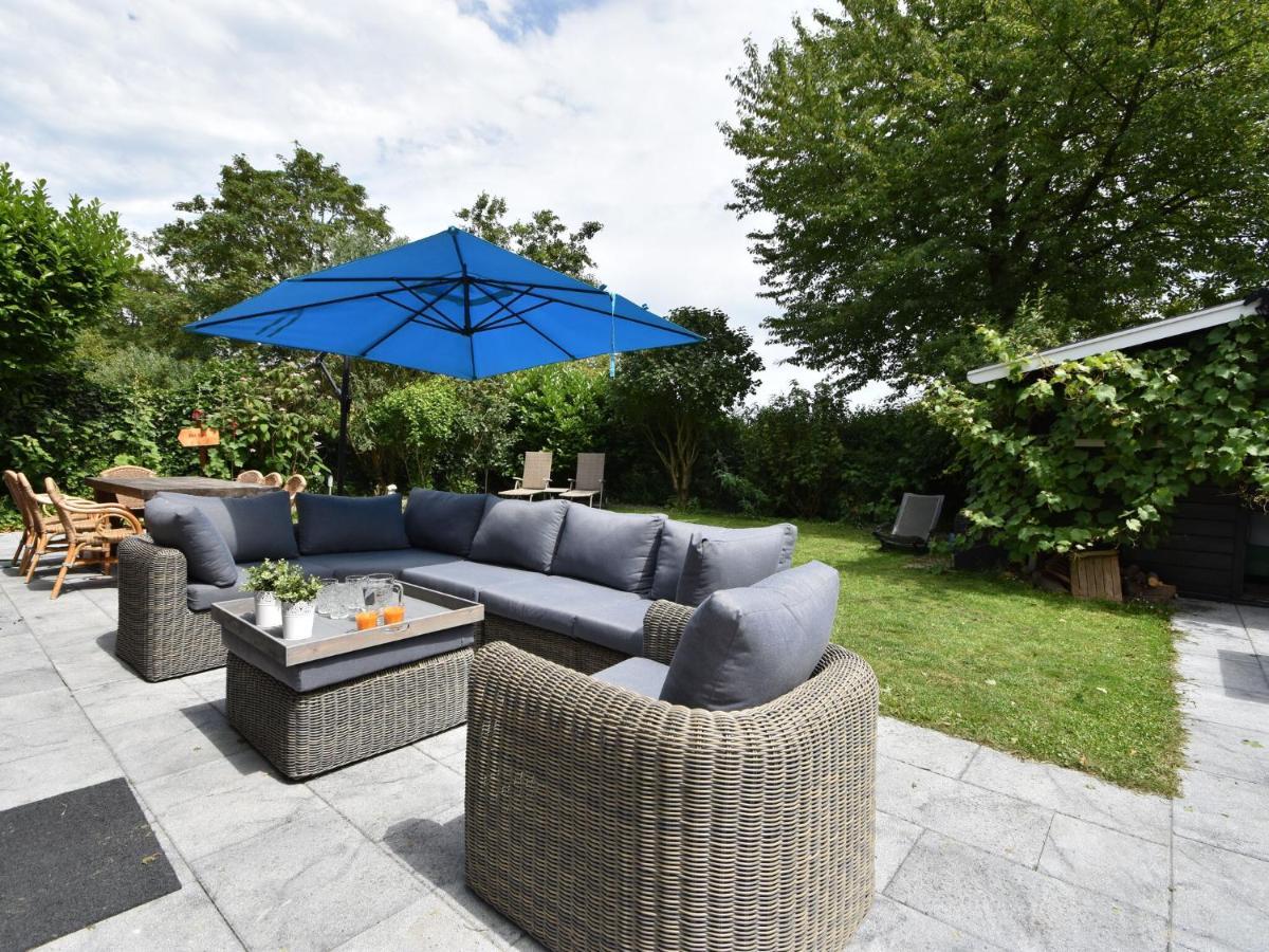 Holiday Home In Zeeland With Wide Views ブライニッセ エクステリア 写真